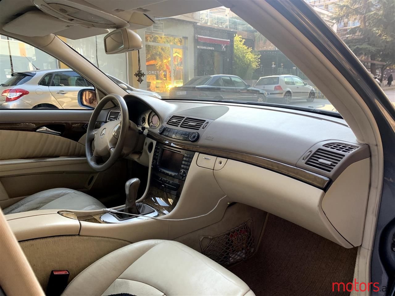 2007' Mercedes-Benz E 220 photo #3