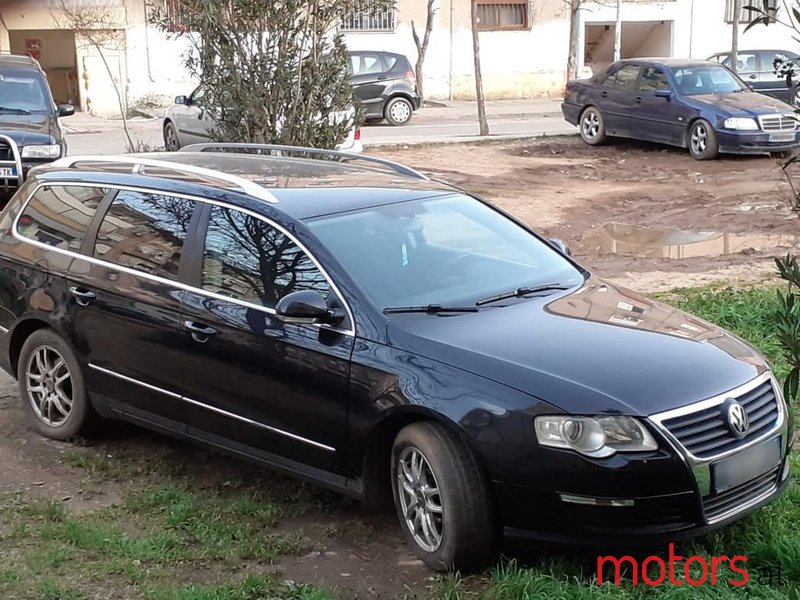 2006' Volkswagen Passat photo #2