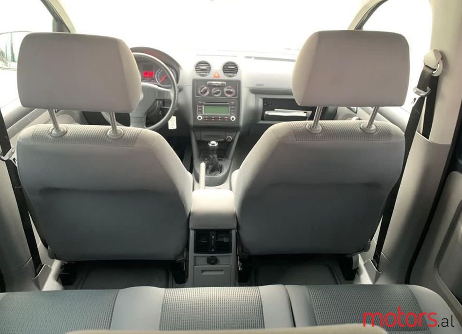 2006' Volkswagen Caddy photo #4