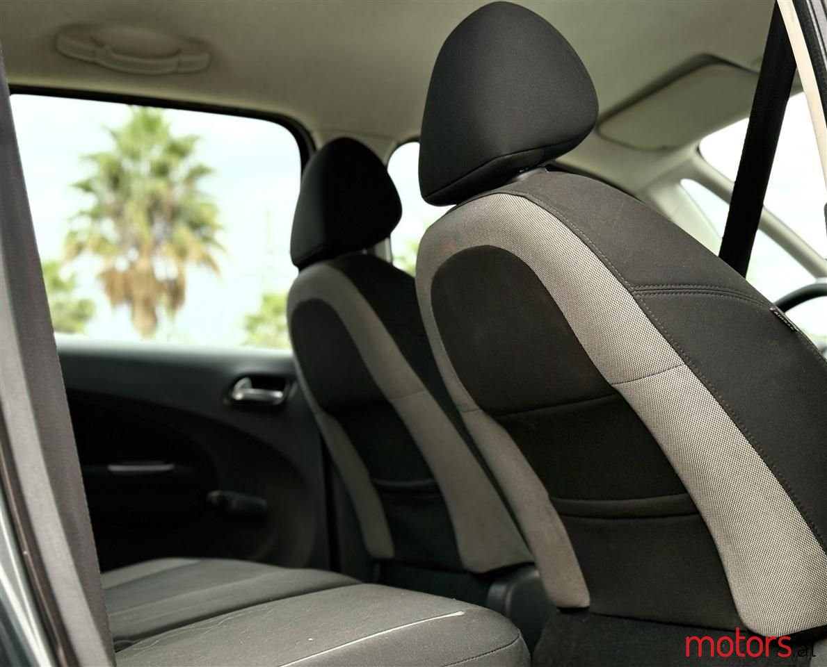 2013' Citroen C3 photo #4