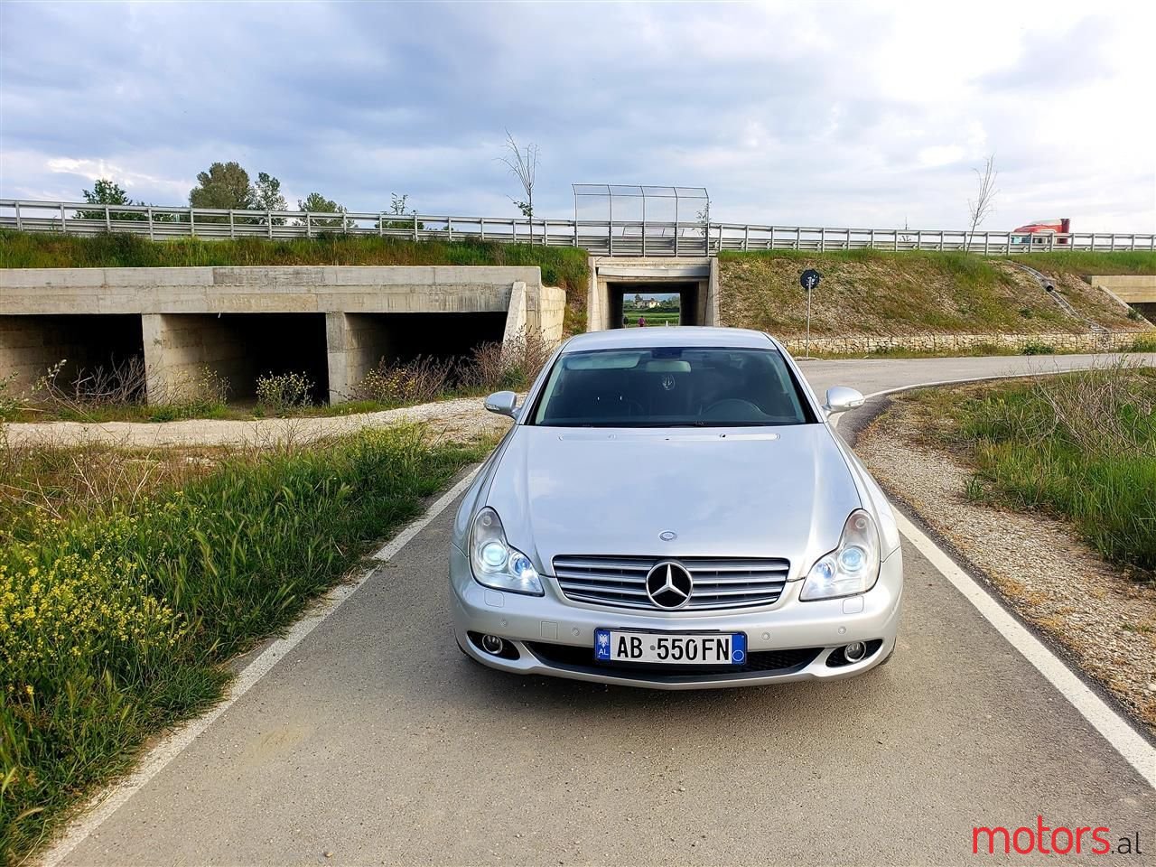 2009' Mercedes-Benz CLS 320 photo #4