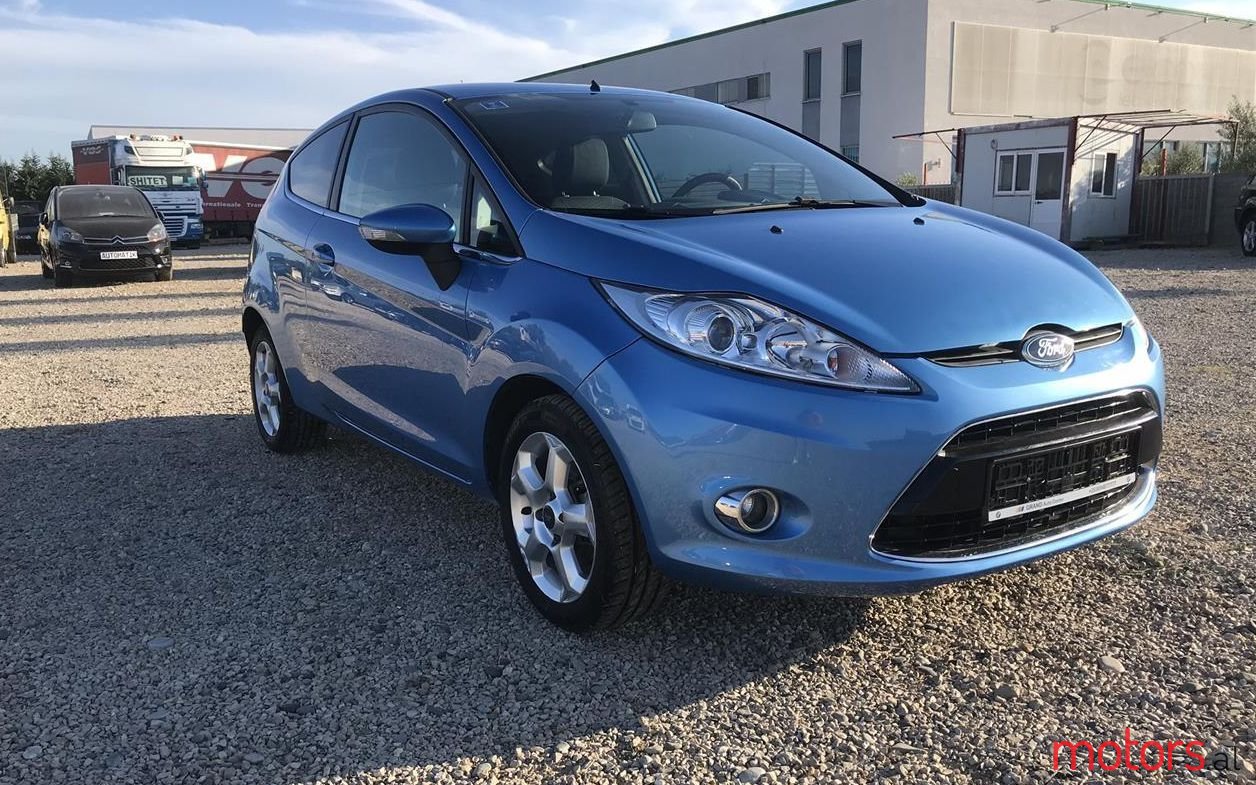 2010' Ford Fiesta photo #1