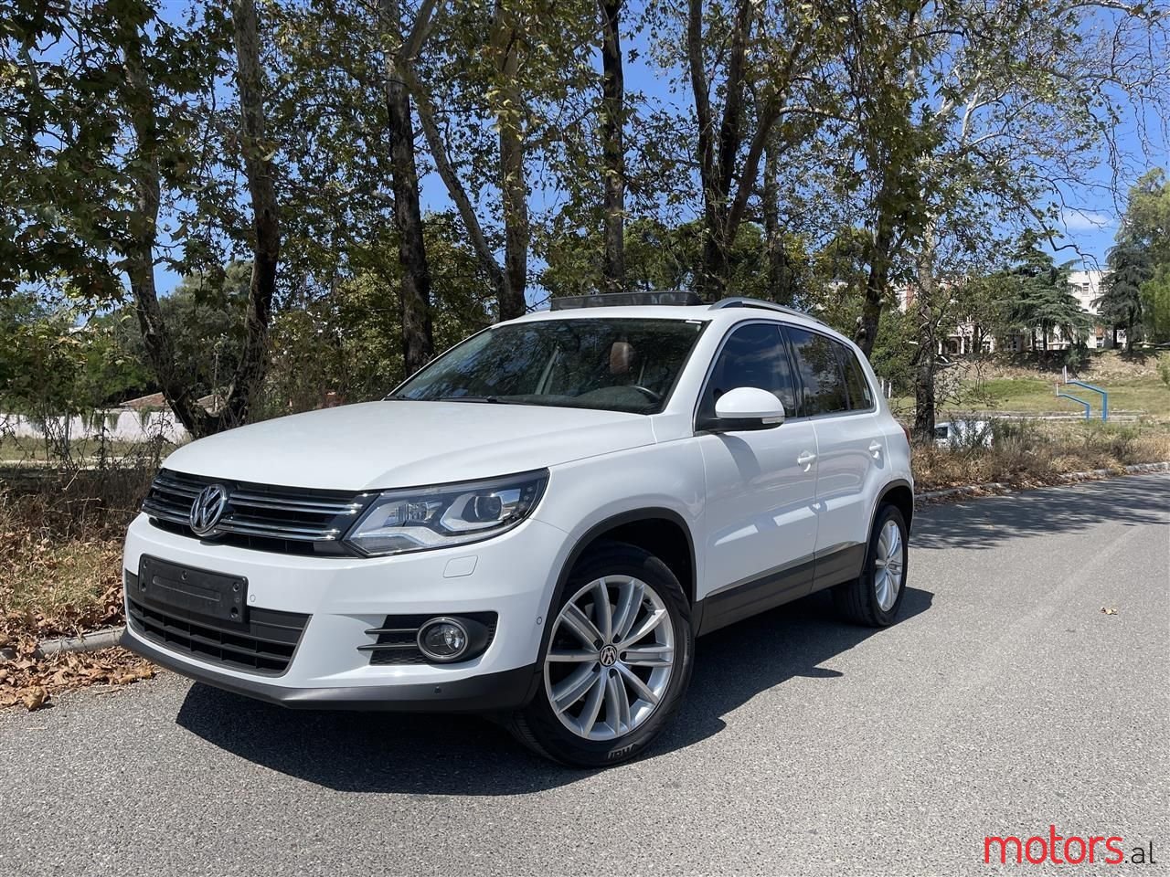 2014' Volkswagen Tiguan photo #1