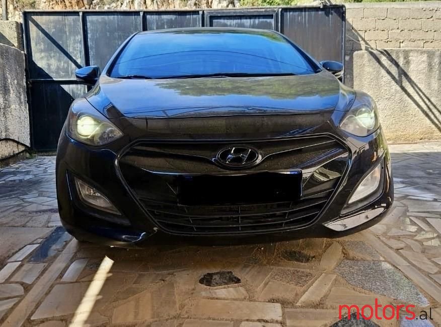 2012' Hyundai i30 photo #1