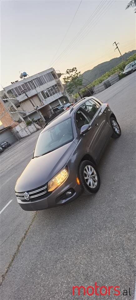 2013' Volkswagen Tiguan photo #4