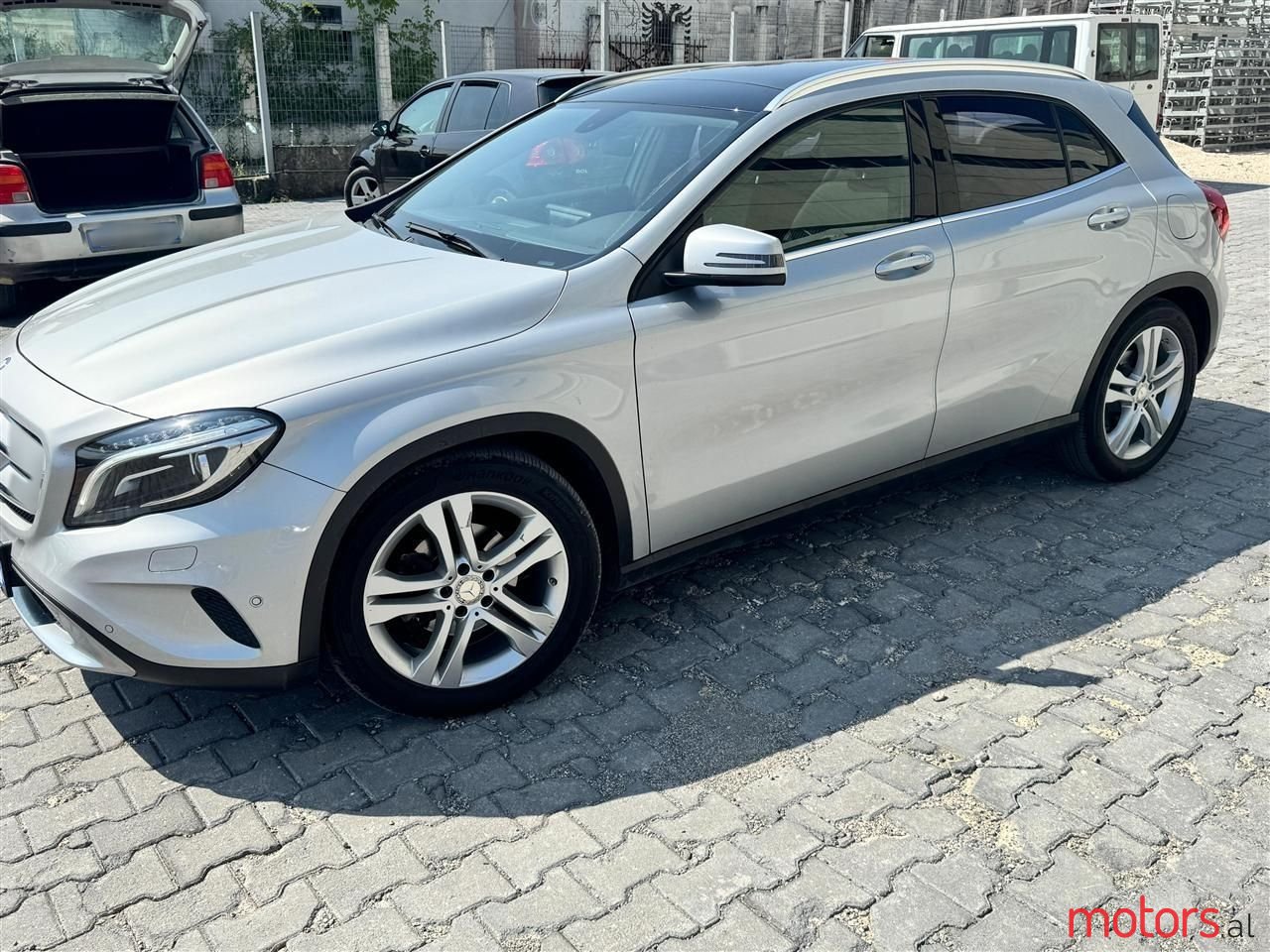 2015' Mercedes-Benz GLA 200 photo #6