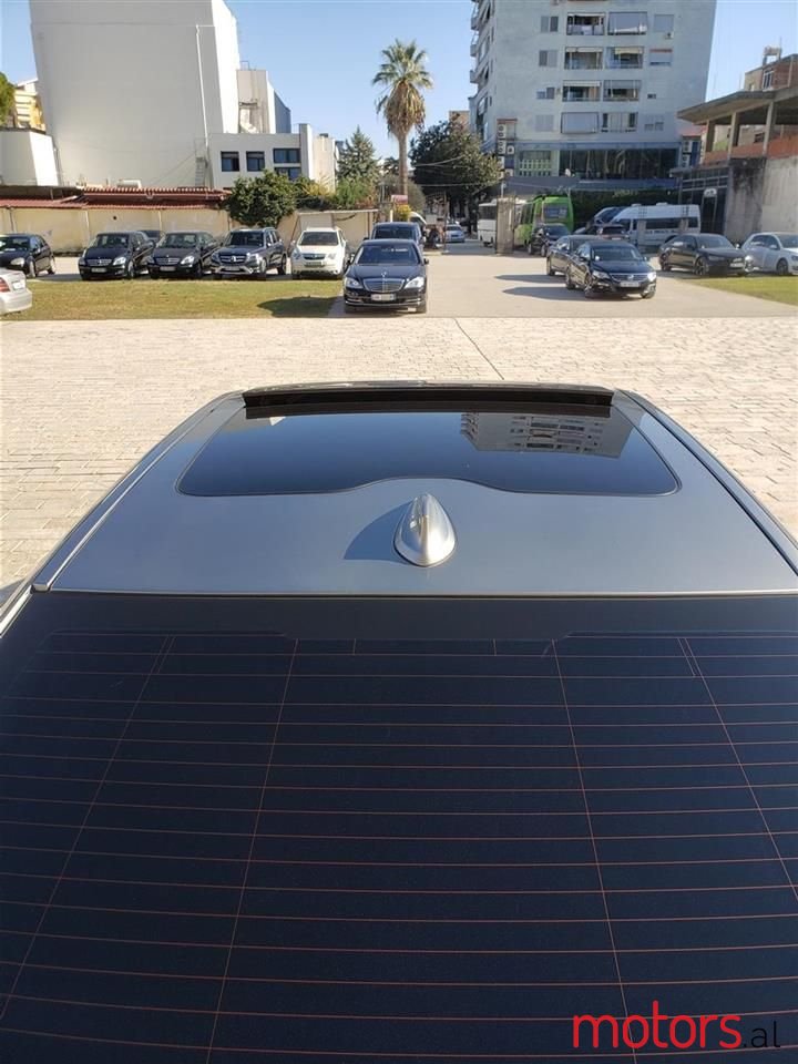 2020' BMW 730 photo #4