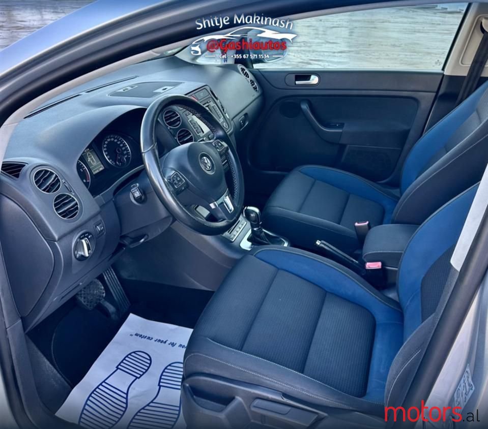 2011' Volkswagen Golf Plus photo #5