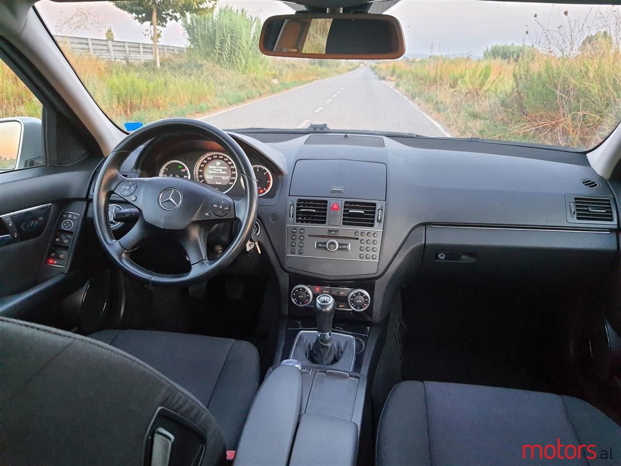 2010' Mercedes-Benz C 200 photo #5