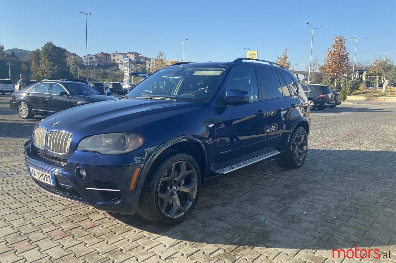 2011' BMW X5 photo #1