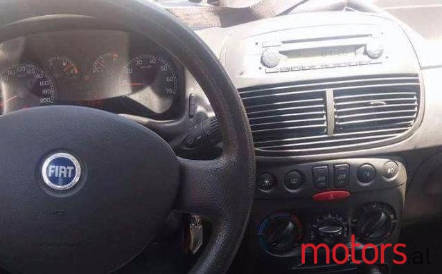 2005' Fiat Punto photo #3