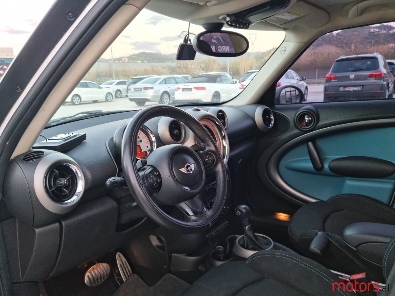 2012' MINI Cooper S photo #5