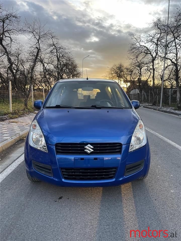 2010' Suzuki Splash photo #3