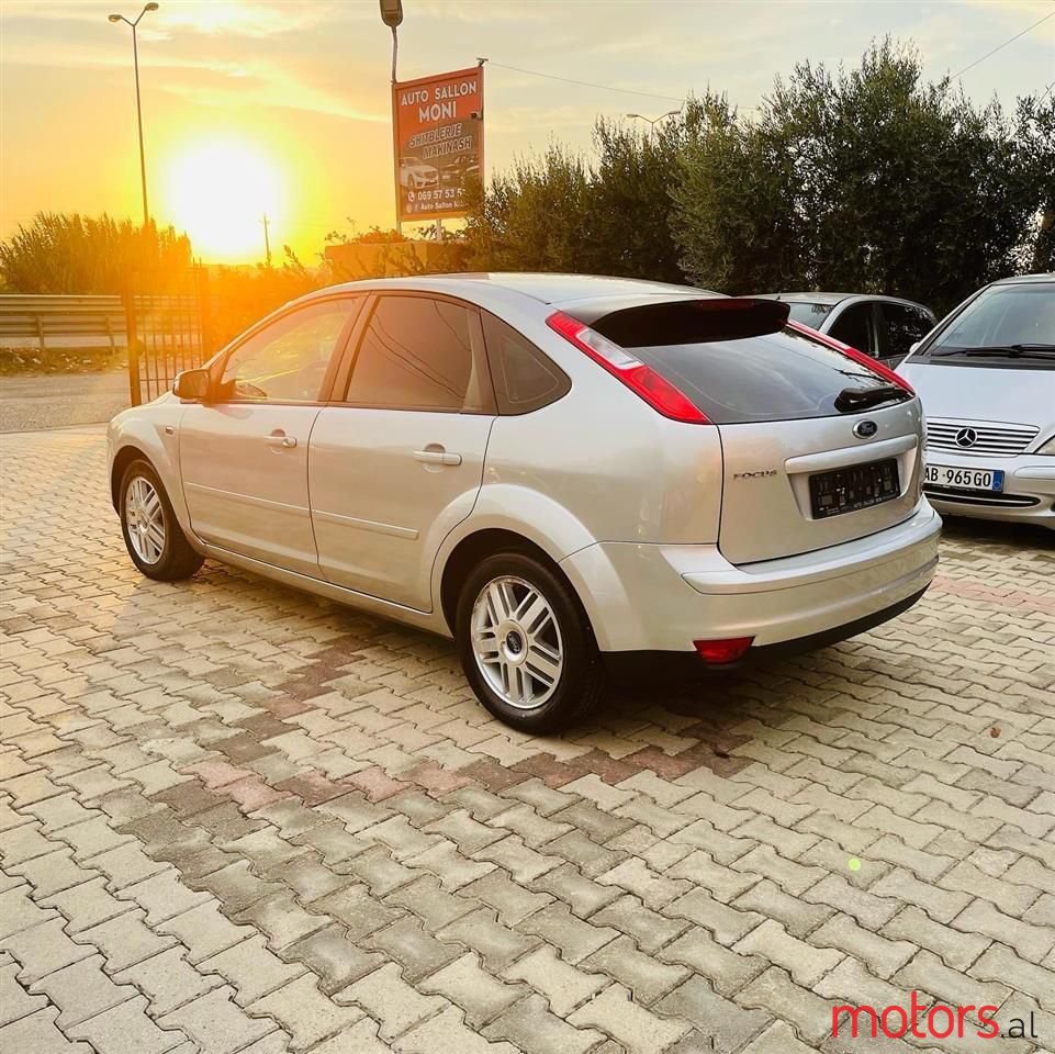 2007' Ford Focus photo #3