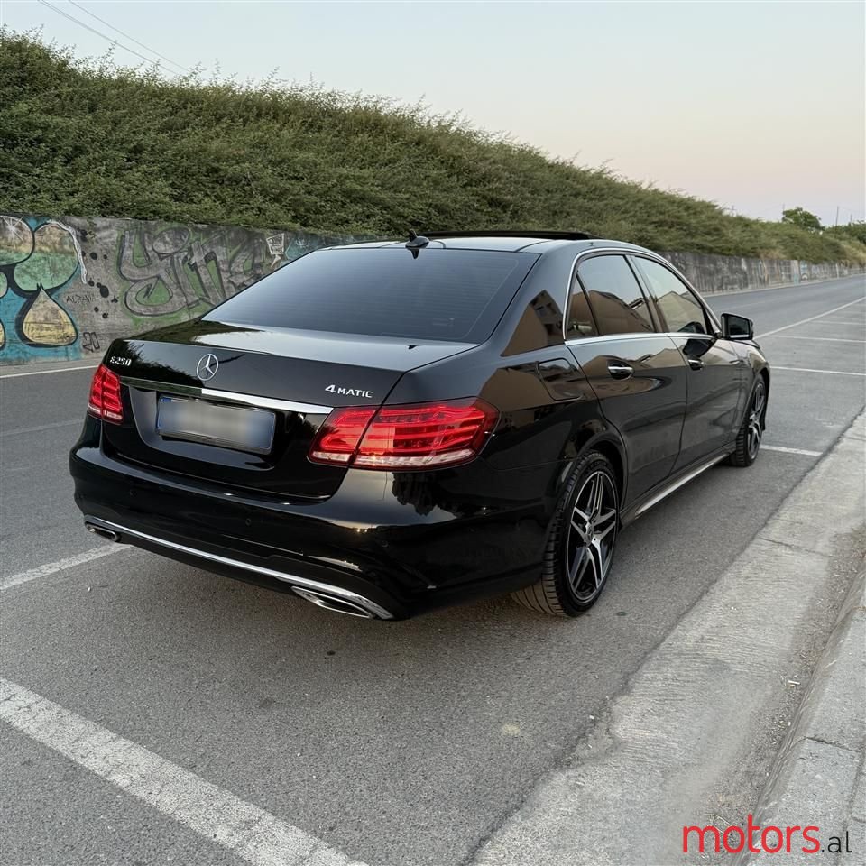 2015' Mercedes-Benz E 250 photo #2