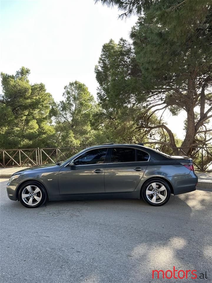 2005' BMW 520 photo #3