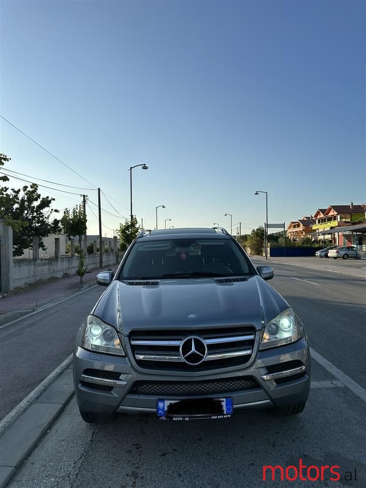 2011' Mercedes-Benz GL 350 photo #5