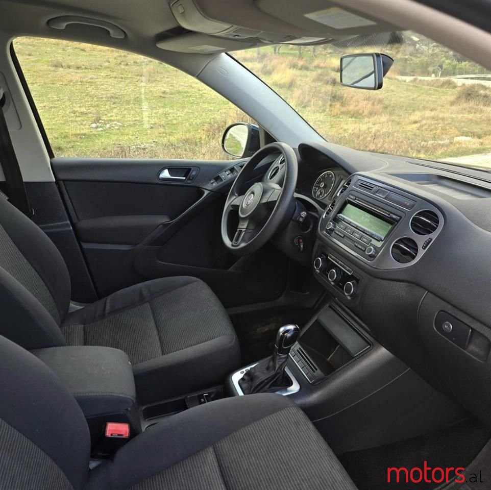 2013' Volkswagen Tiguan photo #6