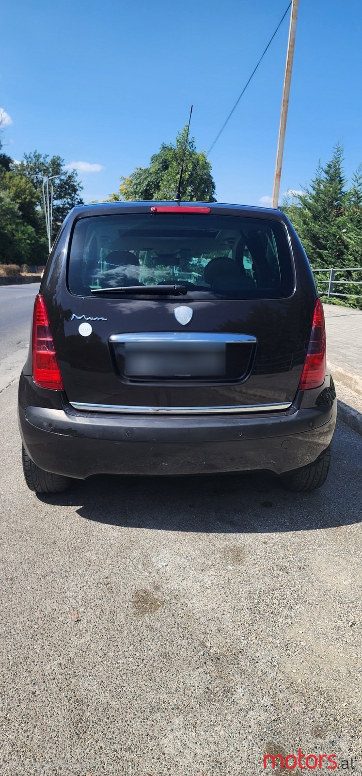 2004' Lancia Musa 1400cc photo #2