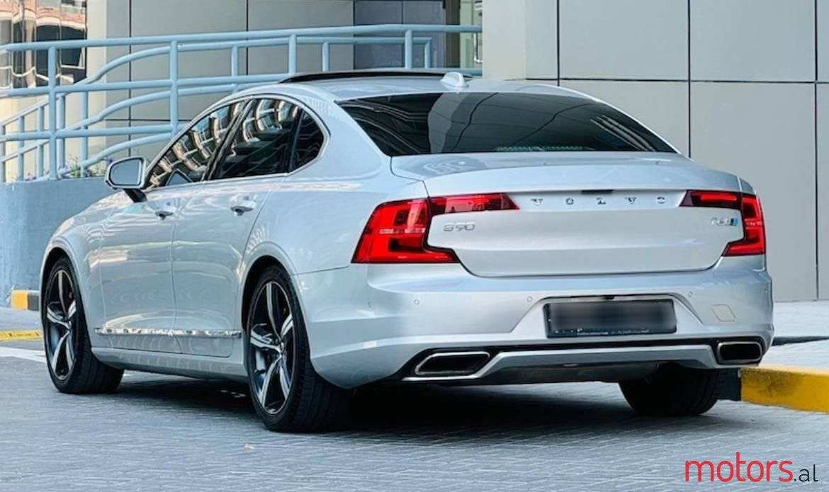 2017' Volvo S90 photo #4