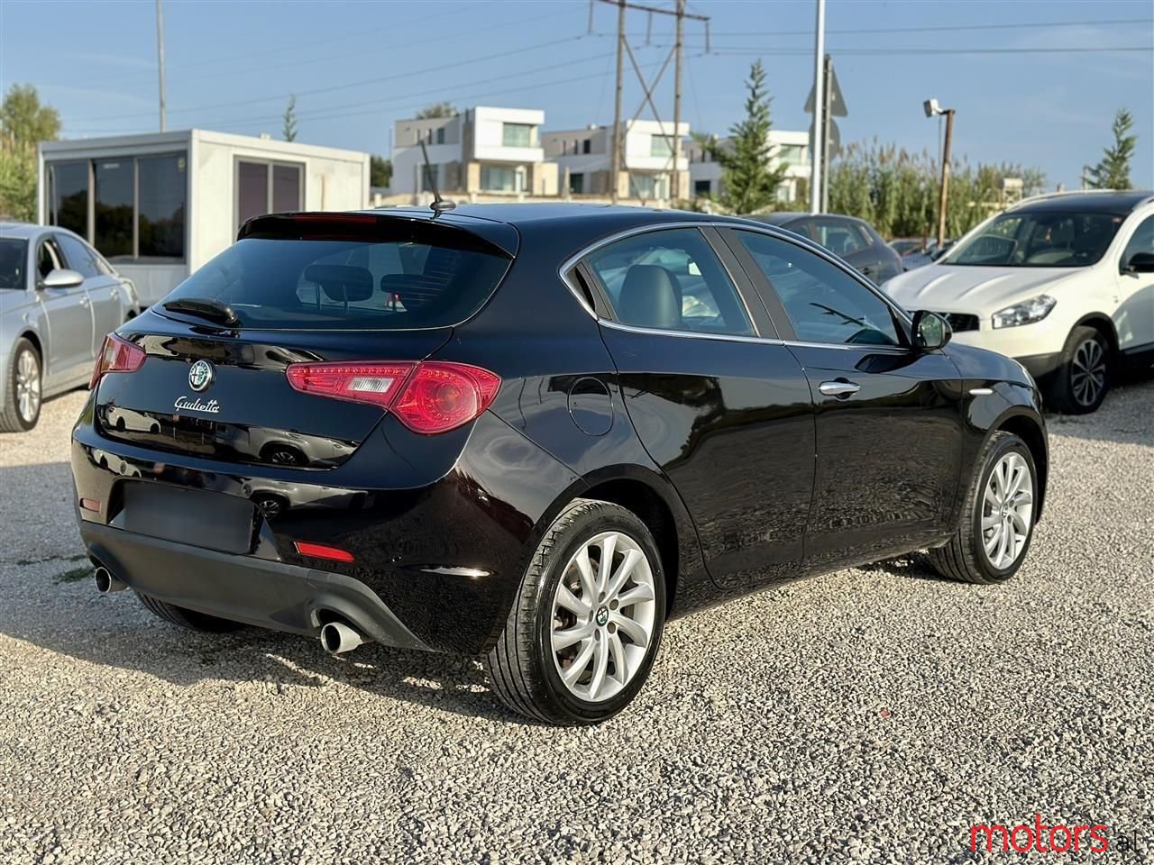 2012' Alfa Romeo Giulietta photo #4