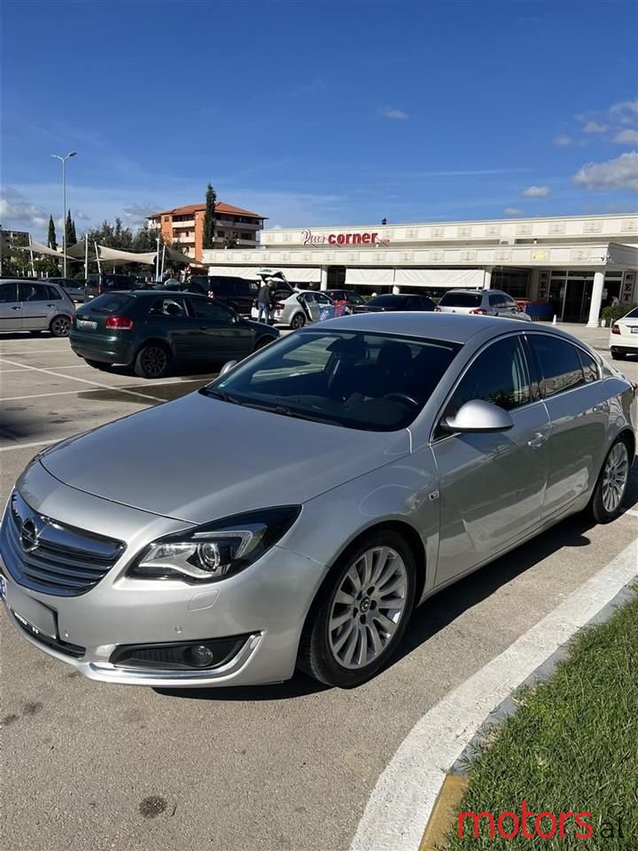 2014' Opel Insignia photo #2