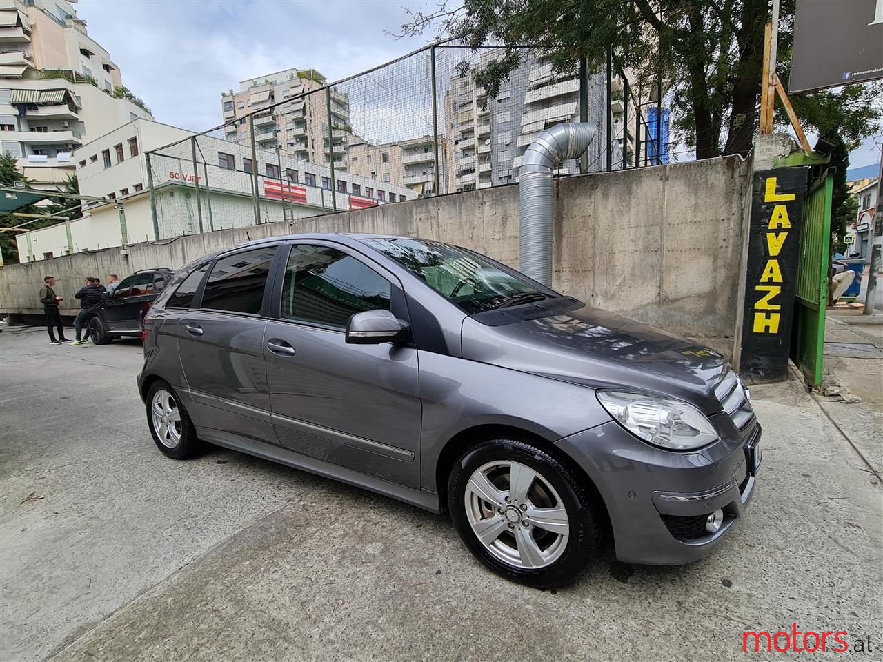 2009' Mercedes-Benz B 200 photo #2