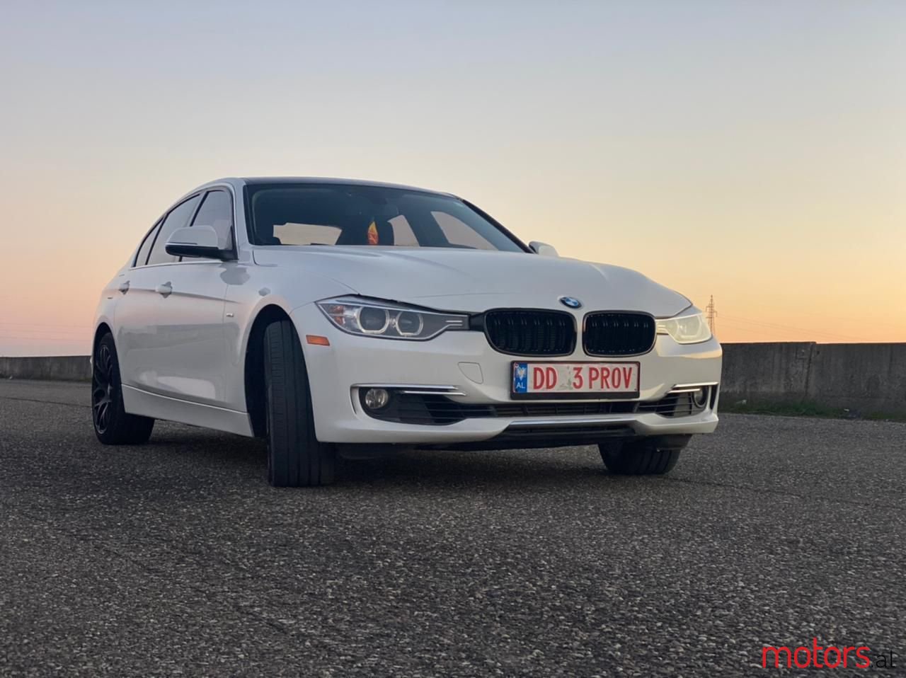 2013' BMW 328 photo #3