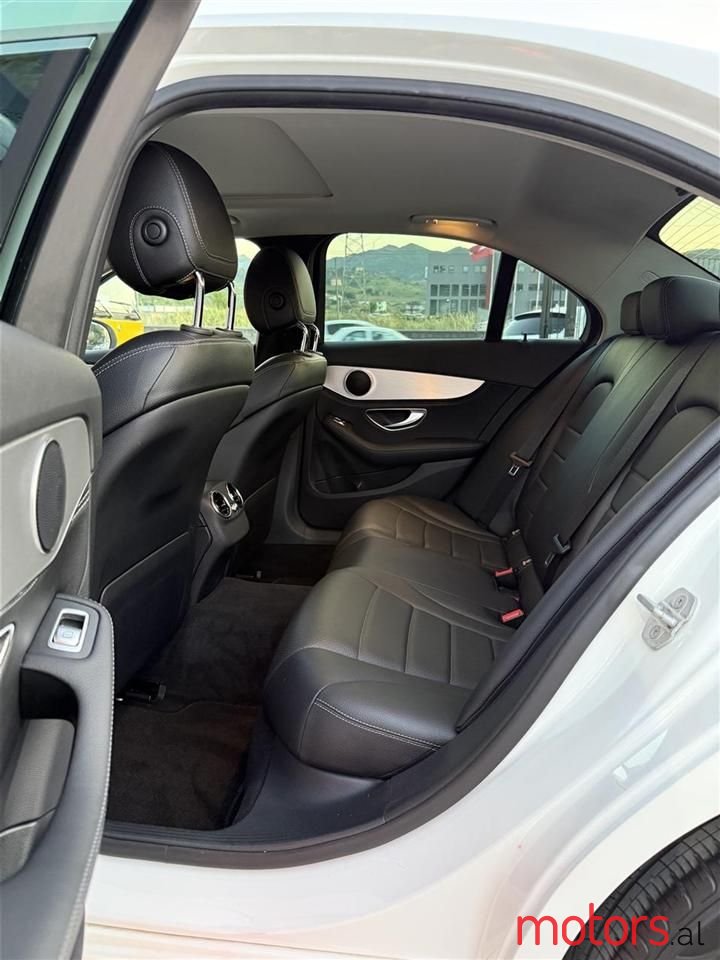 2015' Mercedes-Benz C 220 photo #6