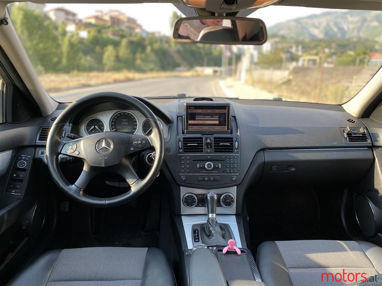 2008' Mercedes-Benz C 220 photo #3