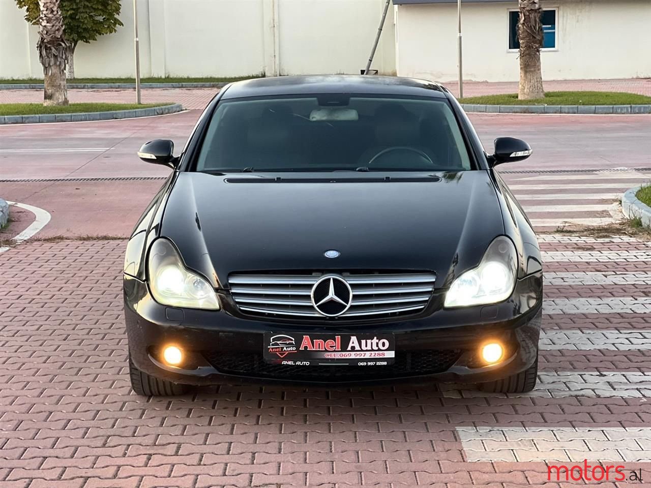 2005' Mercedes-Benz CLS 320 photo #1