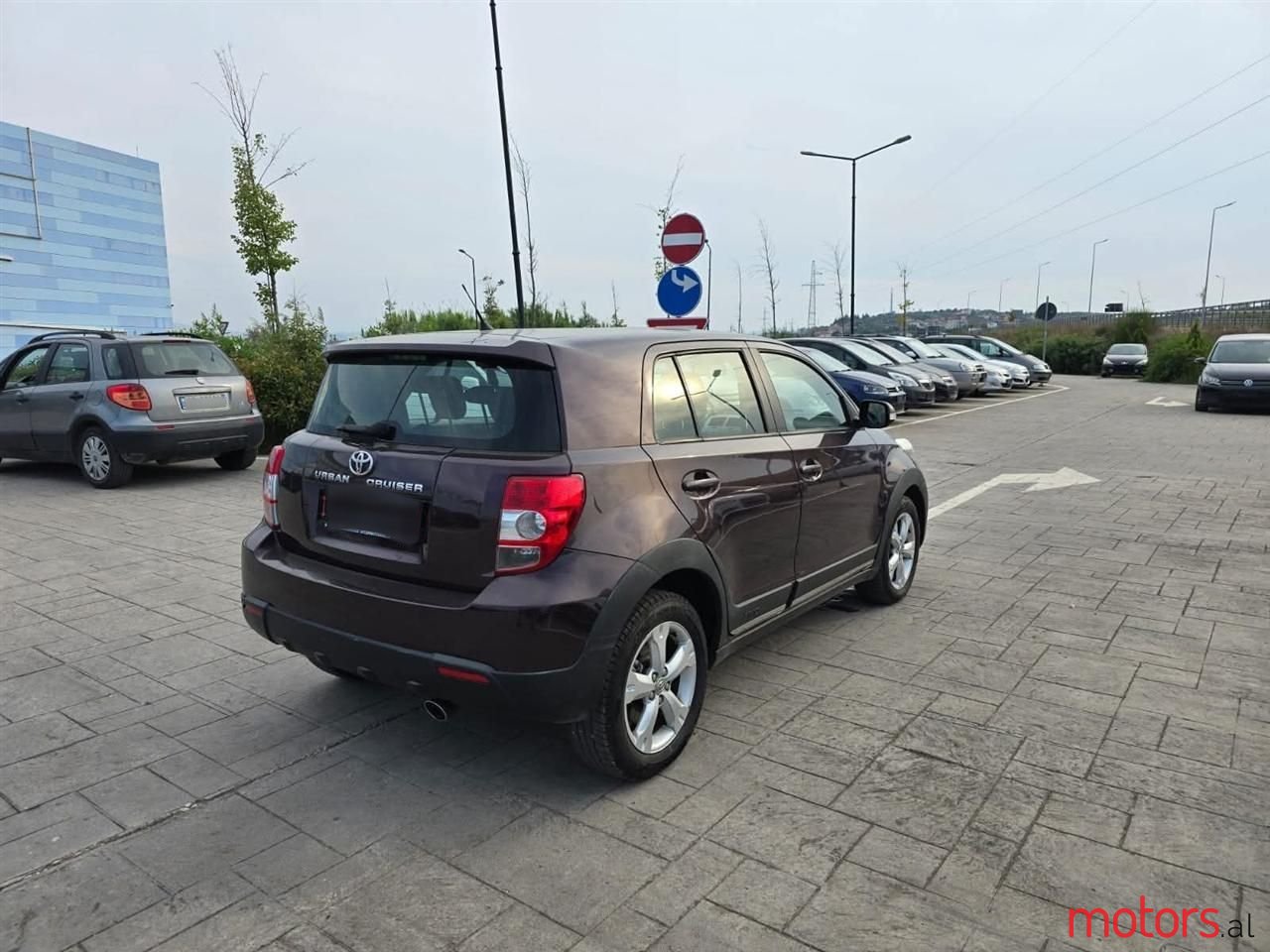 2009' Toyota Urban Cruiser photo #6