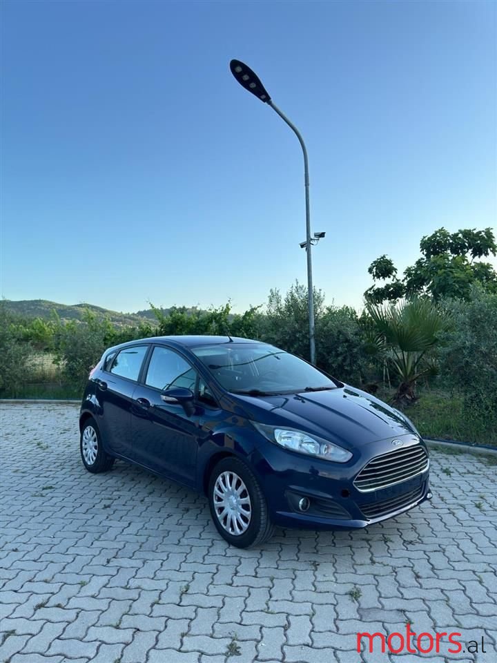 2014' Ford Fiesta photo #1