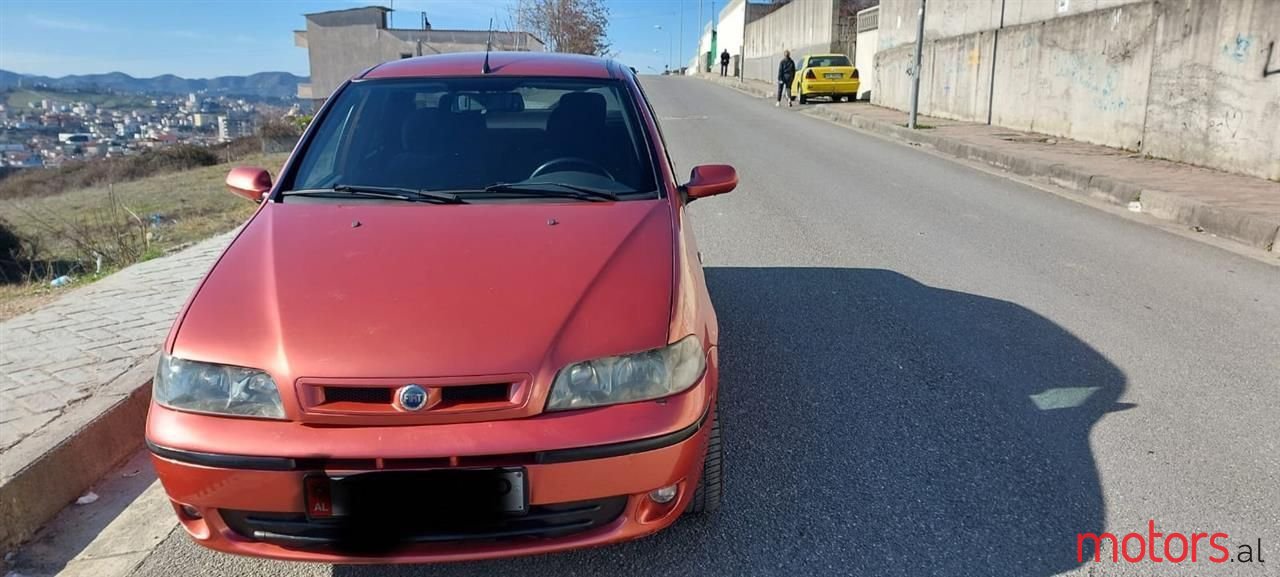 2003' Fiat Albea photo #2