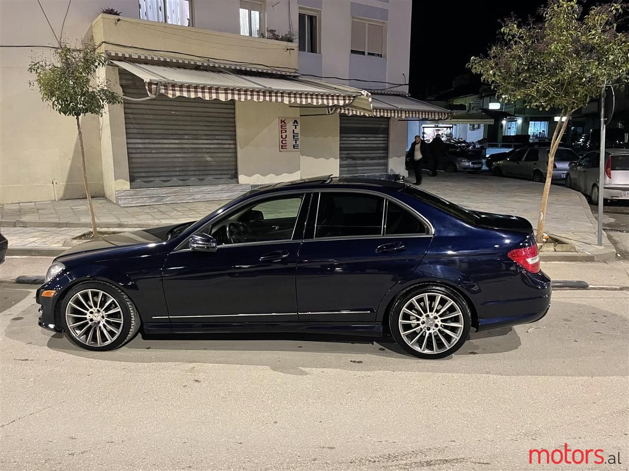 2013' Mercedes-Benz C 300 photo #5
