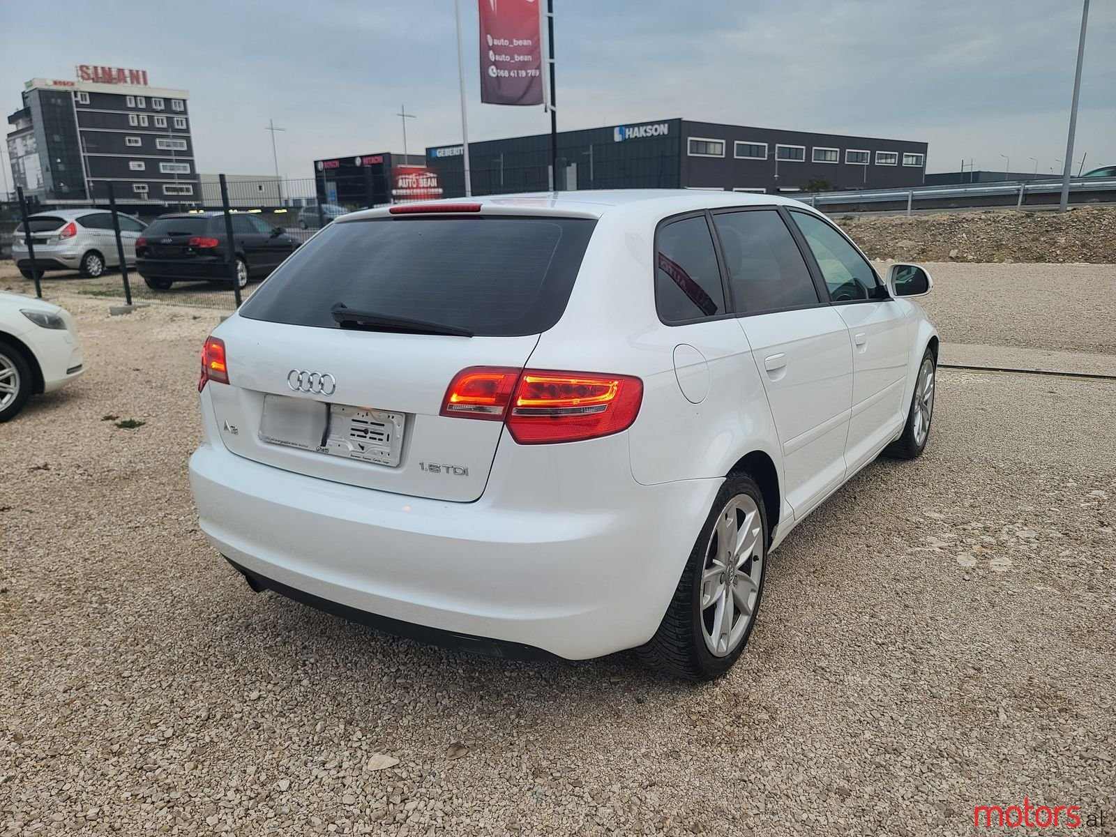 2011' Audi A3 photo #2