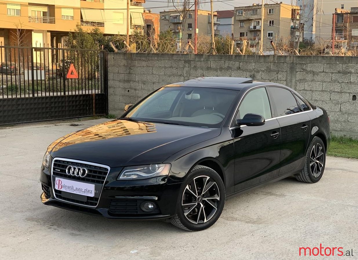 2011' Audi A4 photo #1