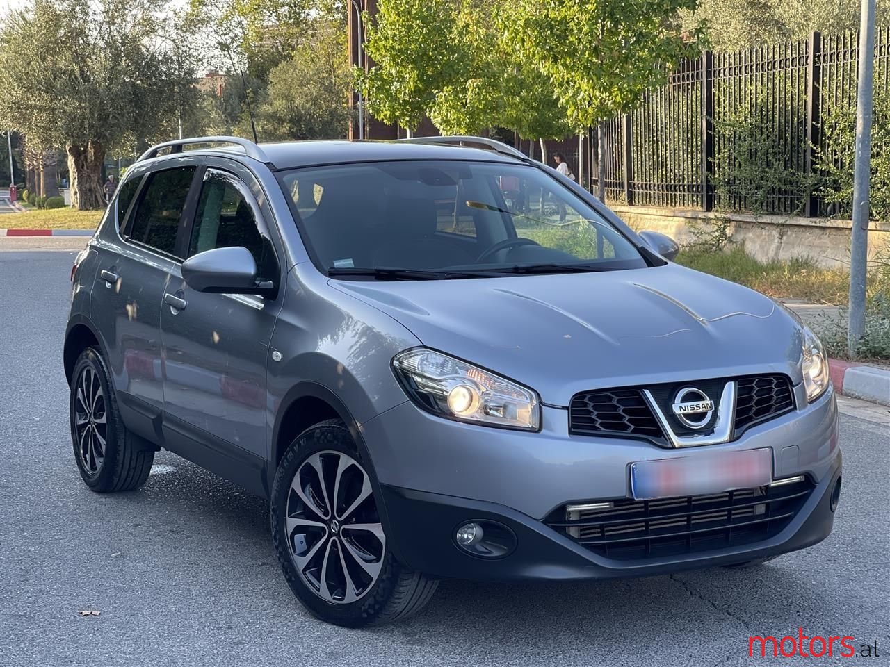 2013' Nissan Qashqai photo #2