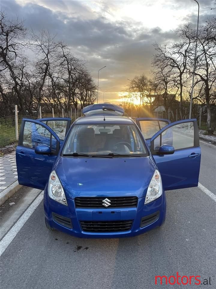 2010' Suzuki Splash photo #2