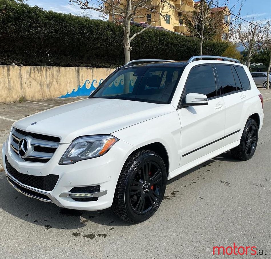 2013' Mercedes-Benz GLK 250 photo #1