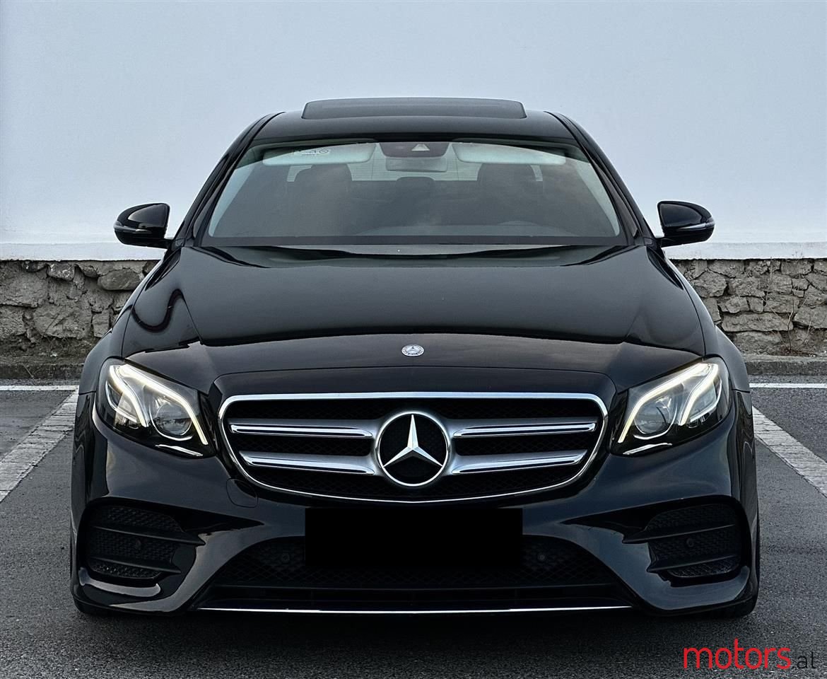 2017' Mercedes-Benz E 220 photo #1