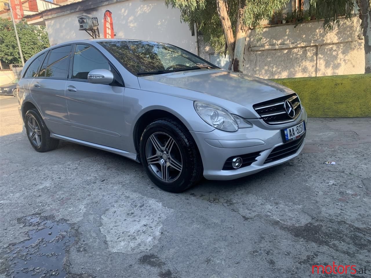 2008' Mercedes-Benz R 280 photo #1