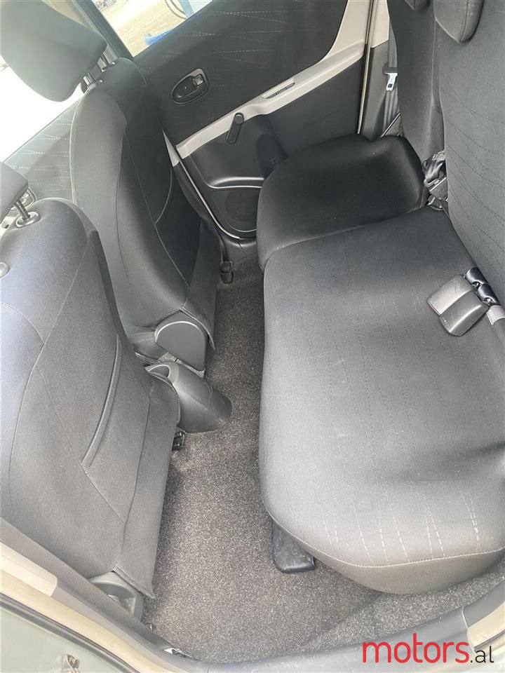 2006' Toyota Yaris photo #5