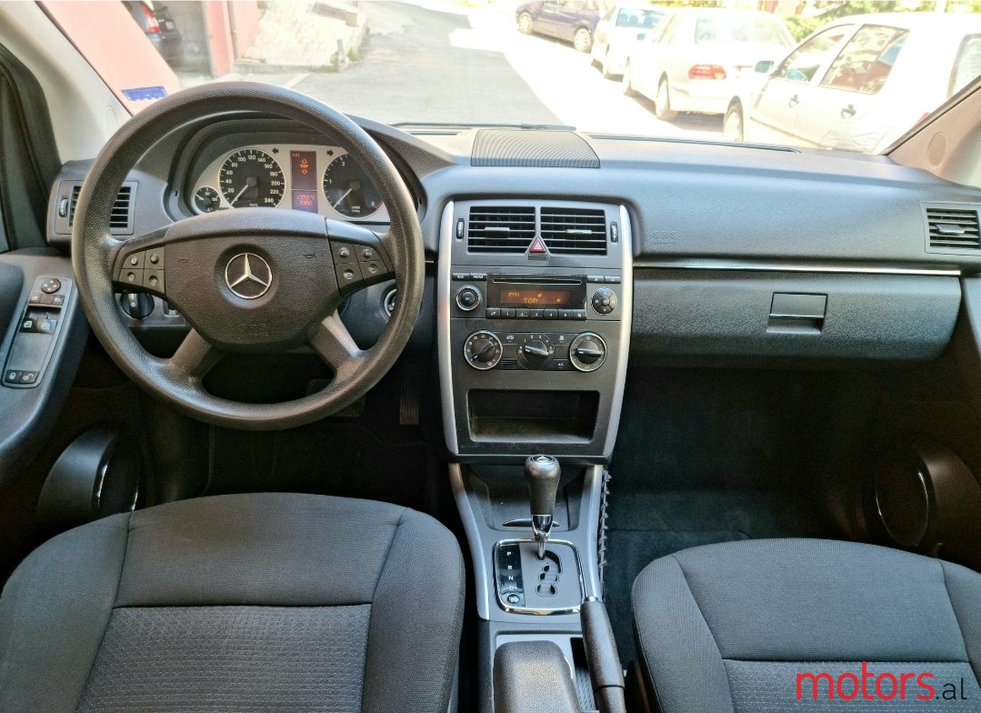 2007' Mercedes-Benz B 180 photo #4
