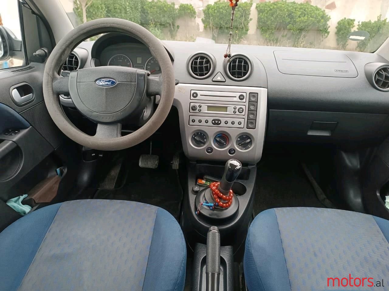 2005' Ford Fiesta photo #2