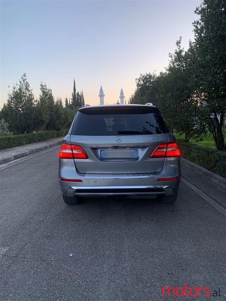 2013' Mercedes-Benz ML 350 photo #2