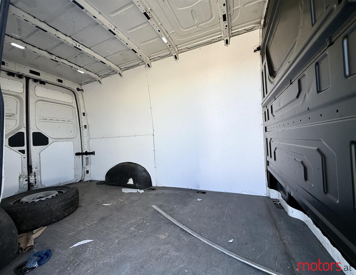 2018' Volkswagen Crafter photo #4