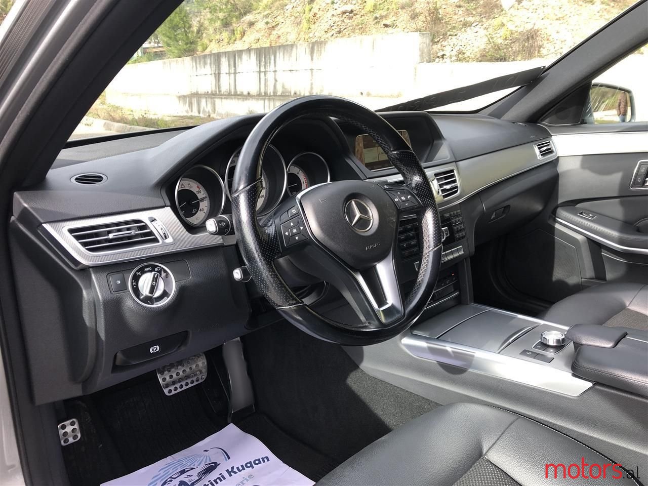 2014' Mercedes-Benz E 220 photo #4