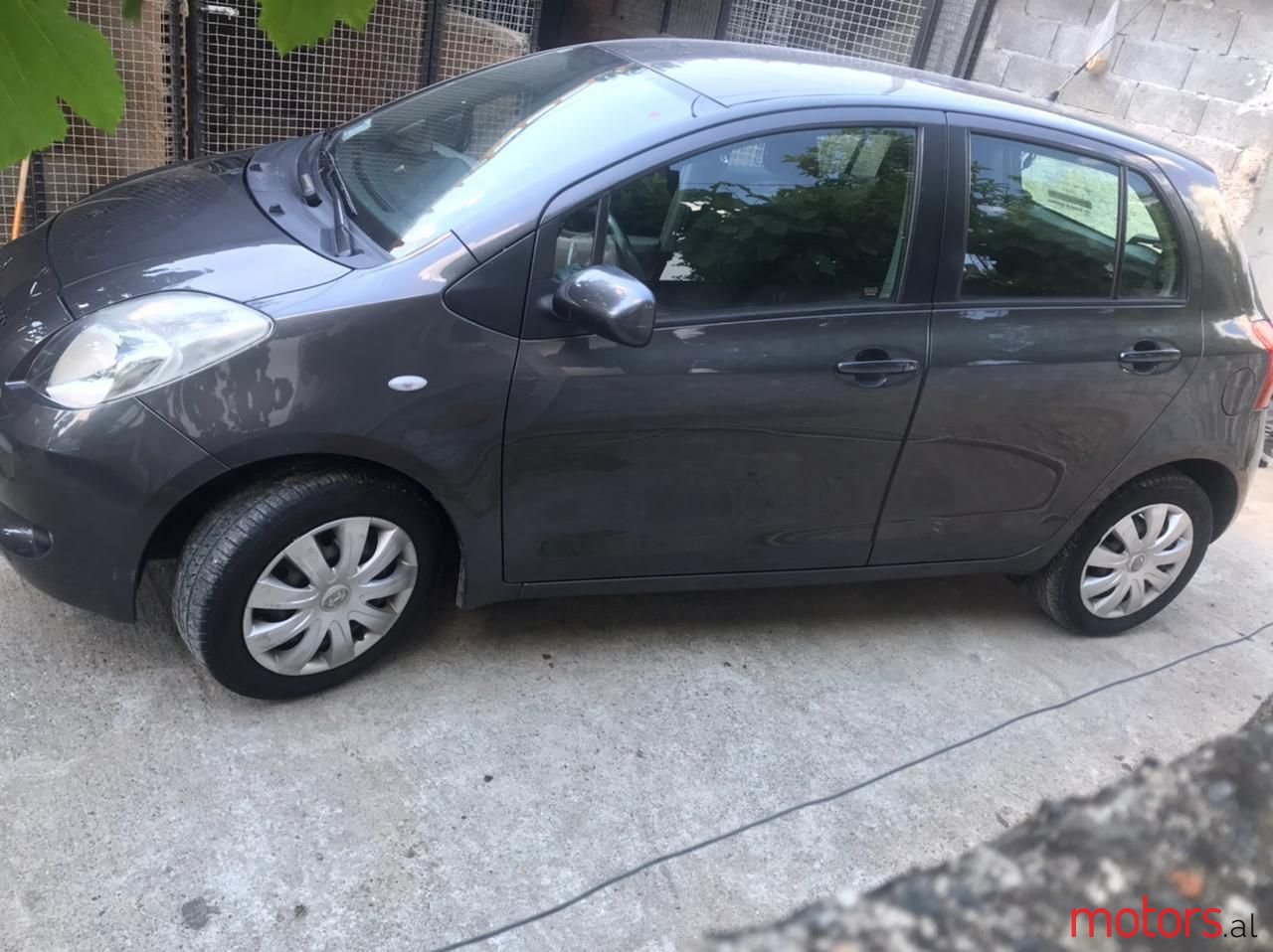 2008' Toyota Yaris photo #1