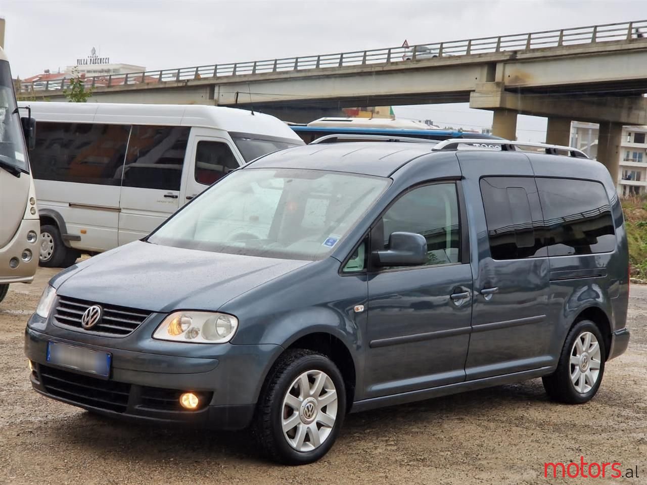 2009' Volkswagen Caddy photo #6